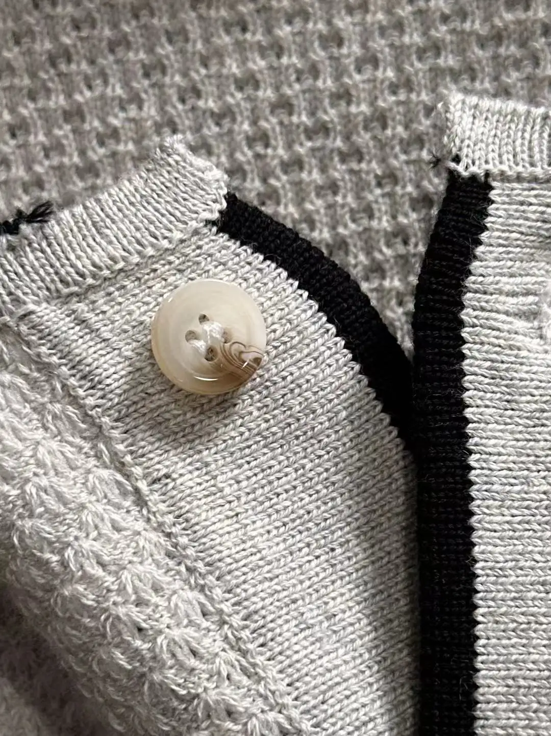 Half-Zip Knit Henley T-Shirt D20015329 — view 4
