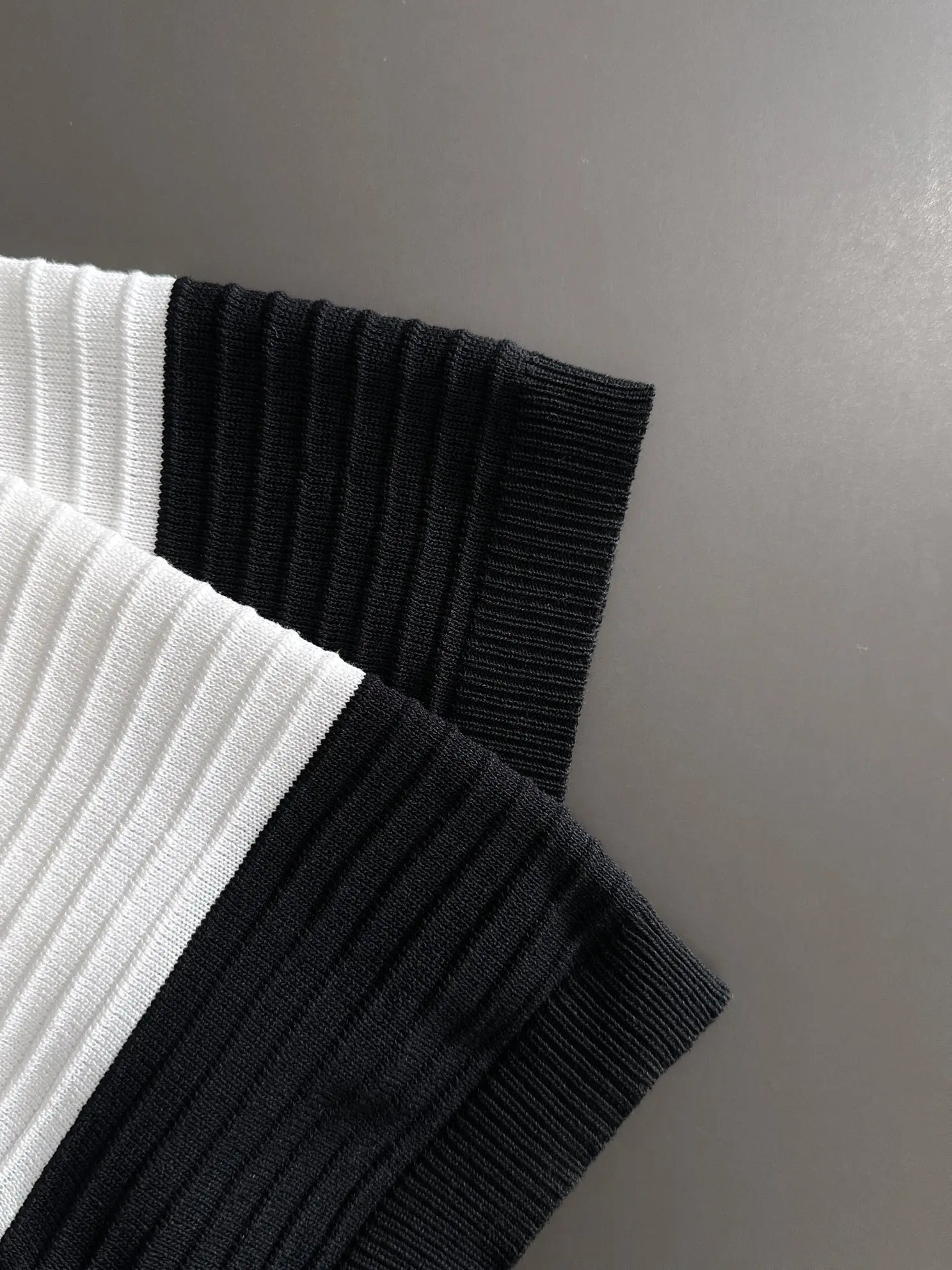 Striped Knit Half-Zip Polo Shirt D20015218 — view 5