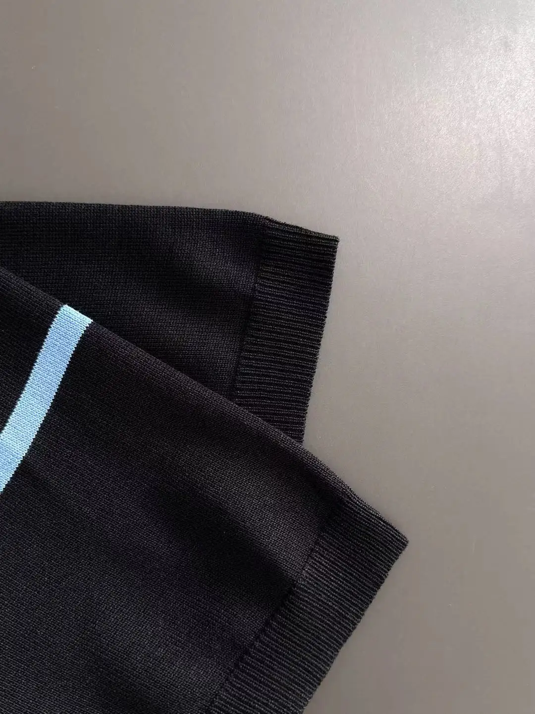 Striped Knit Half-Zip Polo Shirt D20015182 — view 5