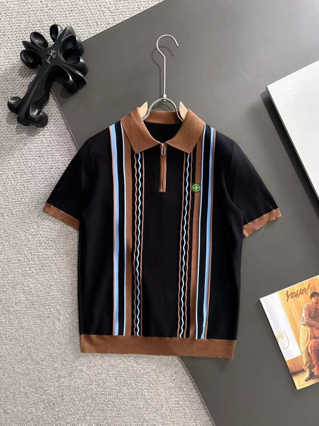 Striped Quarter-Zip Knit Polo Shirt D20015245