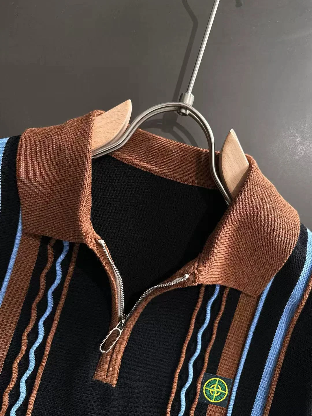Striped Quarter-Zip Knit Polo Shirt D20015245 — view 3