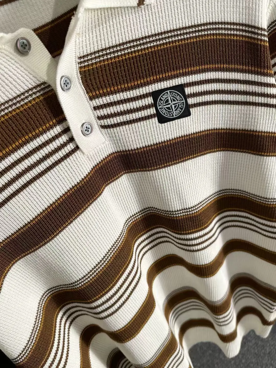 Striped Knit Short-Sleeve Polo Shirt D20015171 — view 7