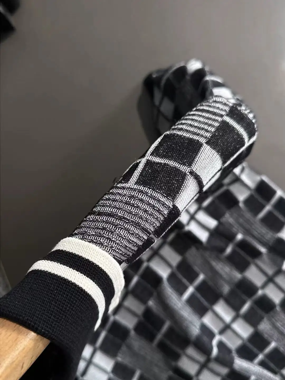 Checkered Knit Half-Zip Polo Shirt D20015191 — view 4