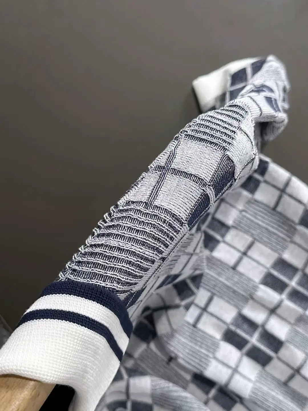 Checkered Jacquard Knit Half-Zip Polo Shirt D20015192 — view 4