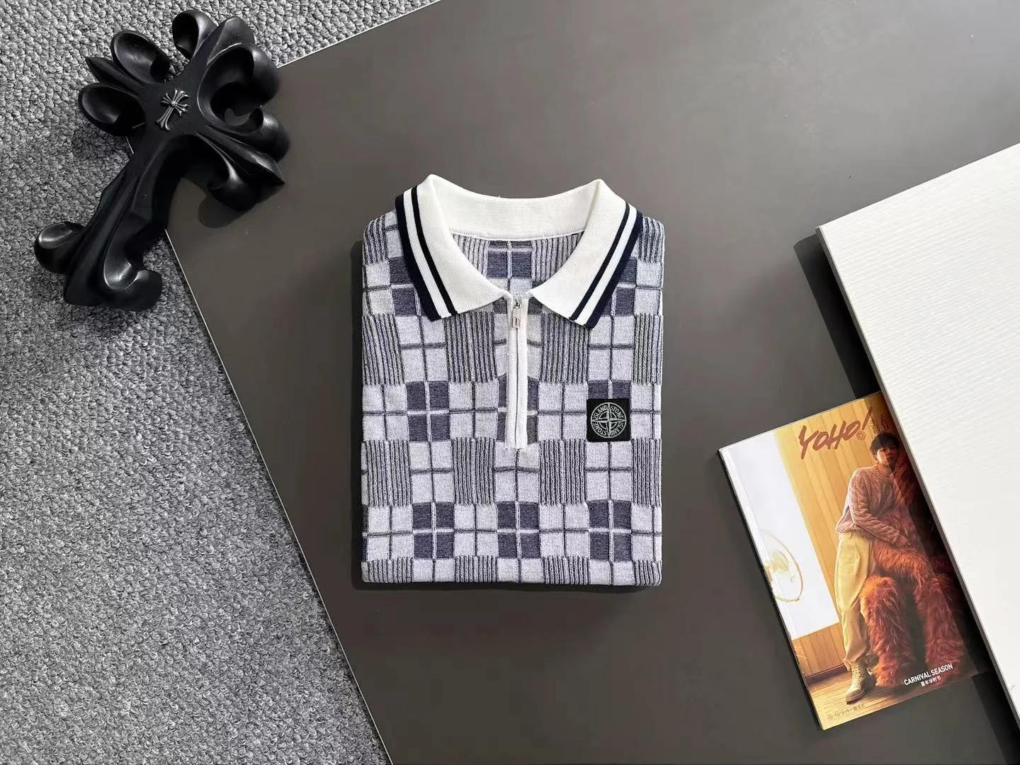 Checkered Jacquard Knit Half-Zip Polo Shirt D20015192 — view 8