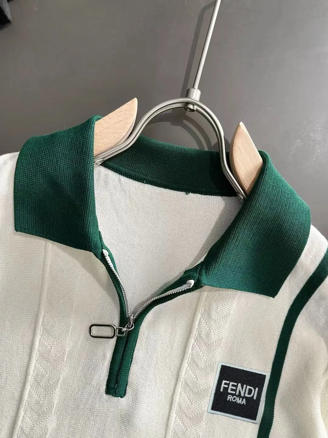 Contrast-Trim Half-Zip Knit Polo Shirt D20015228 — view 3