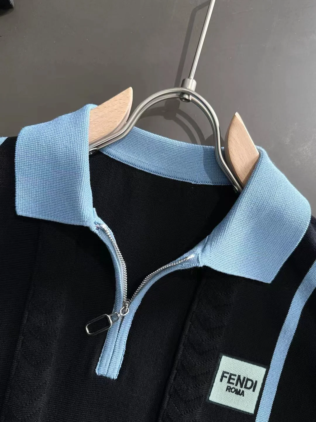 Contrast-Stripe Half-Zip Knit Polo Shirt D20015227 — view 3