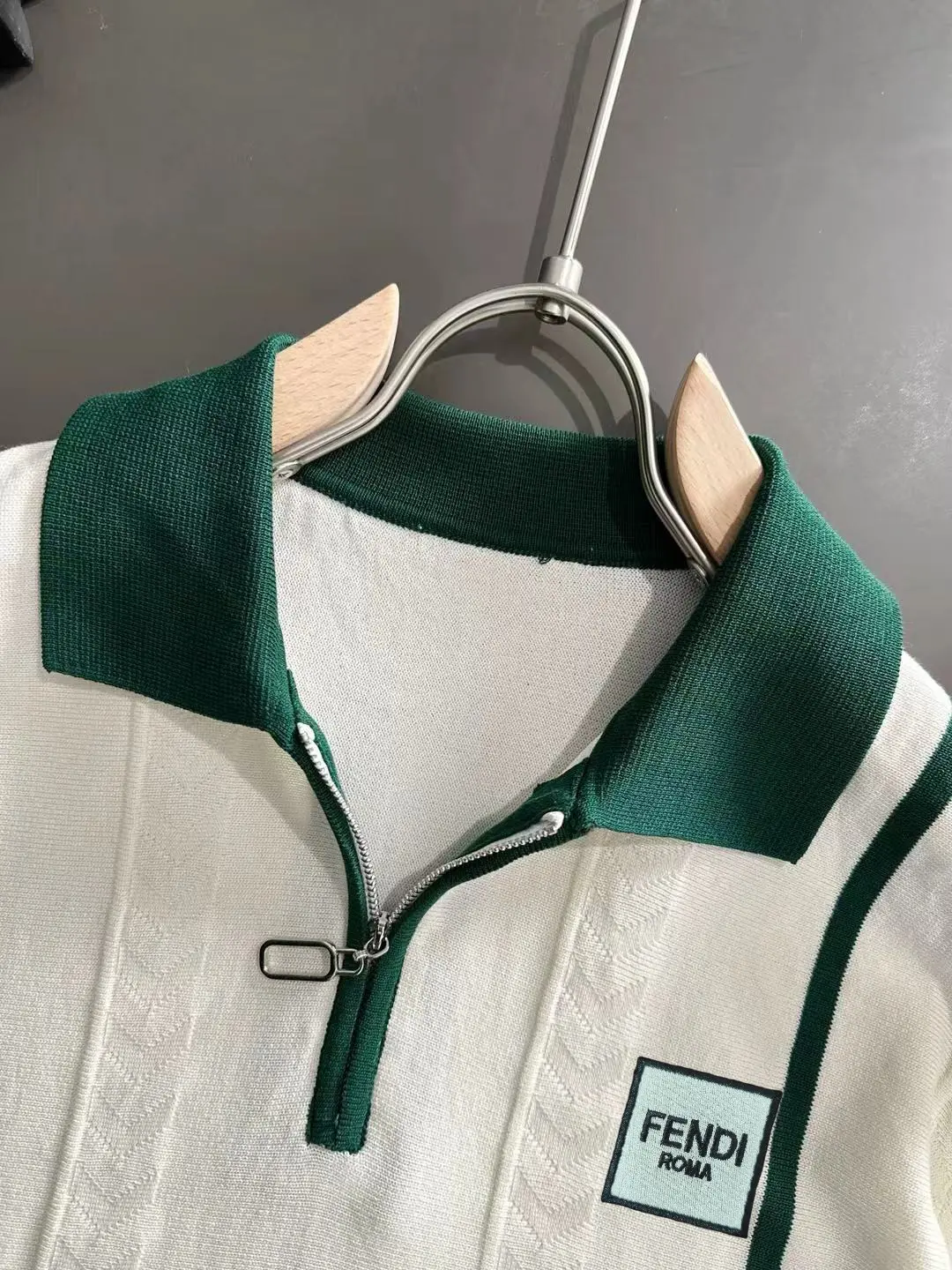 Contrast-Trim Half-Zip Knit Polo Shirt D20015226 — view 3