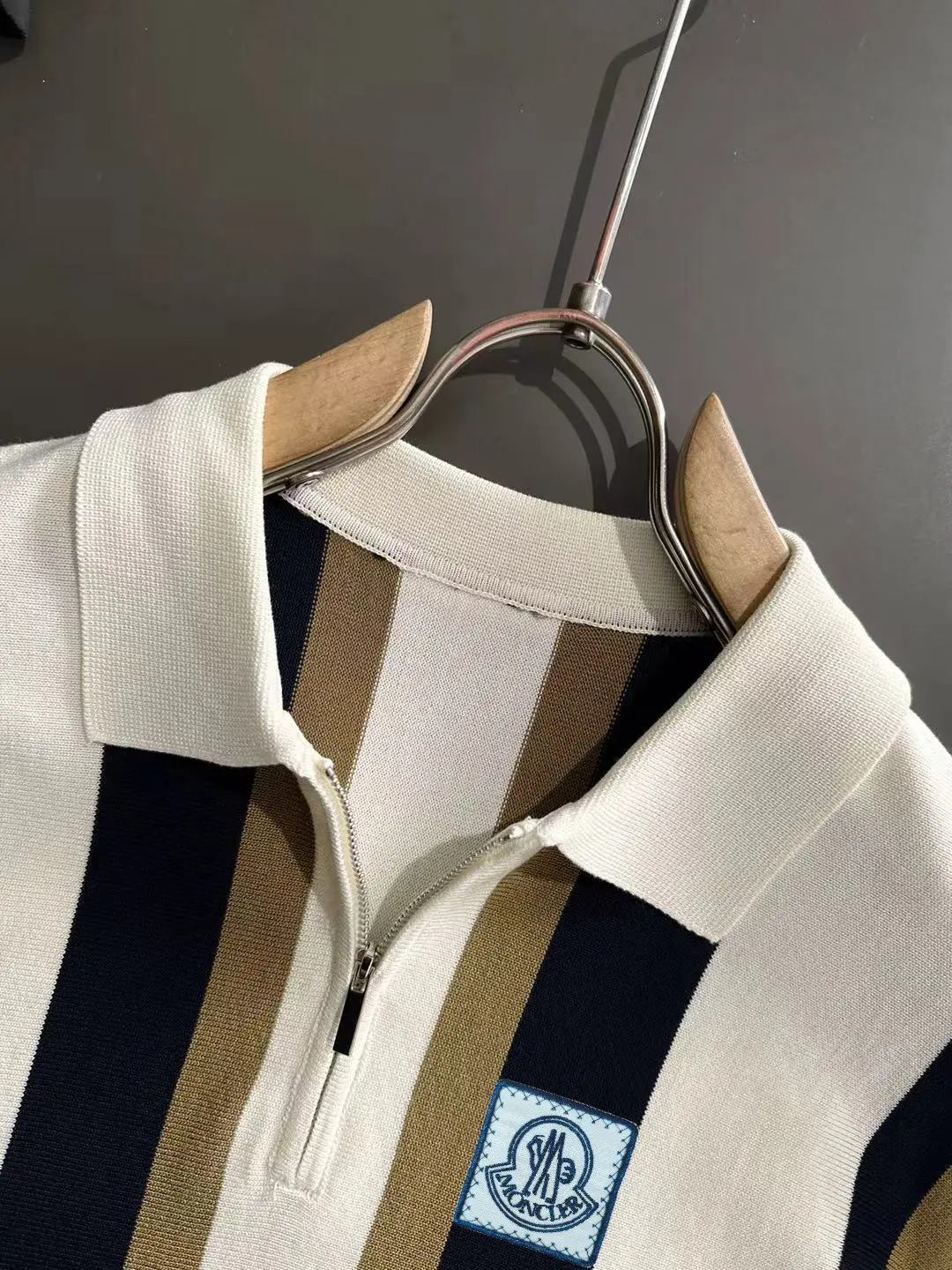 Striped Knit Half-Zip Polo Shirt D20015162 — view 3
