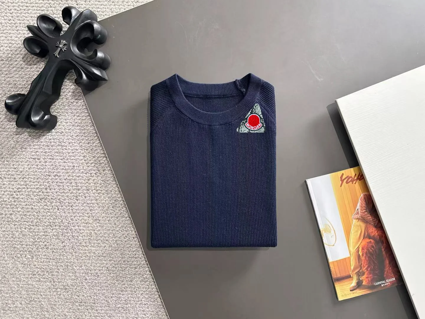 Ribbed Knit Short-Sleeve Sweater D20015164 — view 8