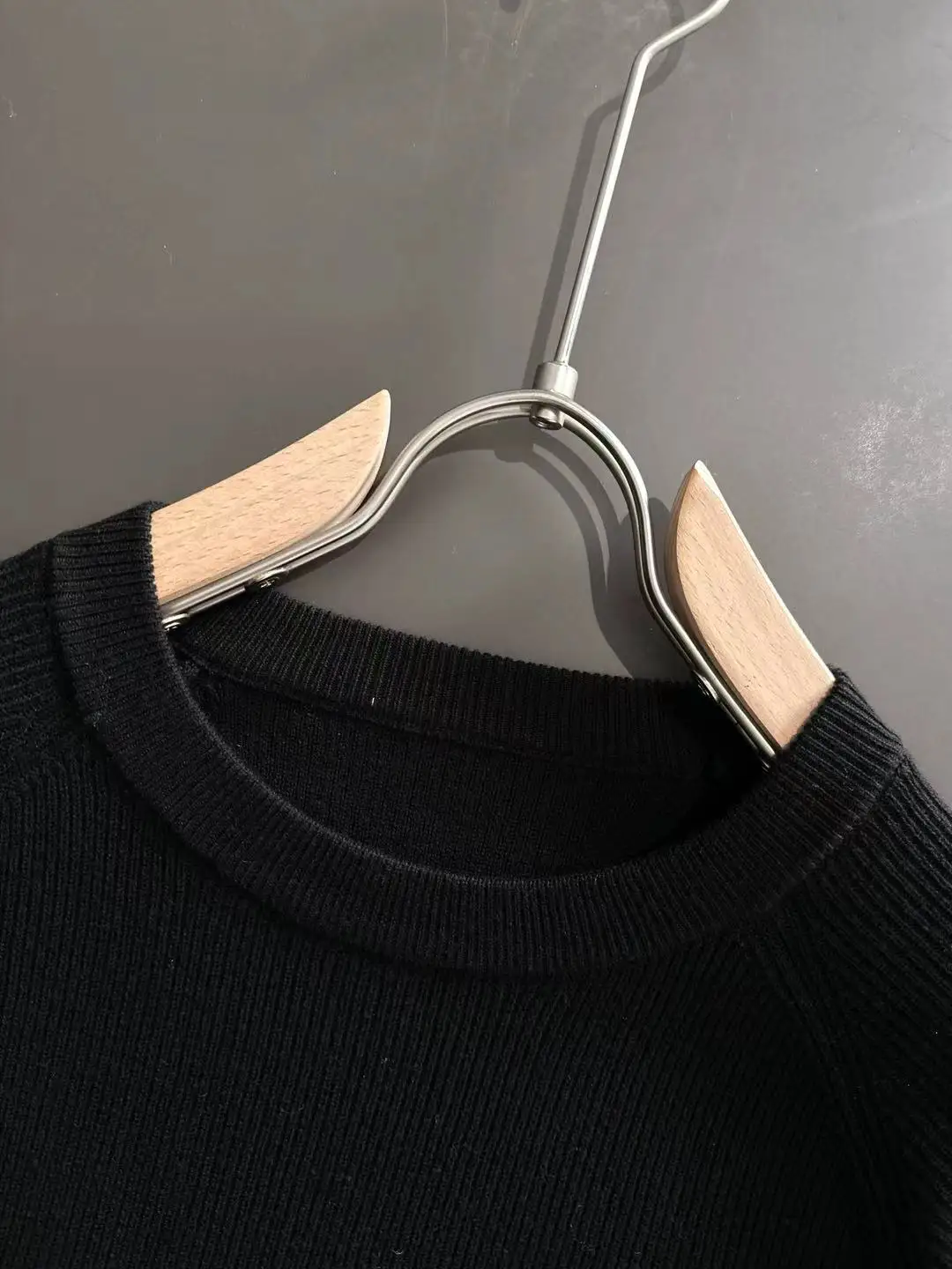 Ribbed Knit Short-Sleeve Sweater D20015271 — view 3