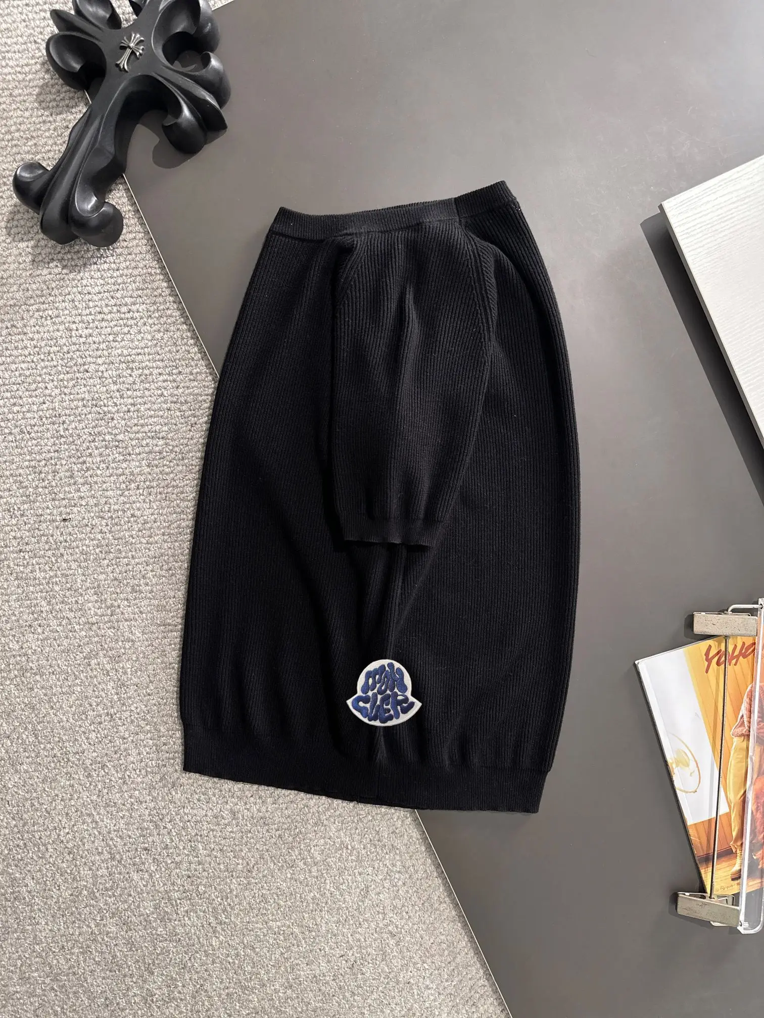 Ribbed Knit Short-Sleeve Sweater D20015271 — view 6