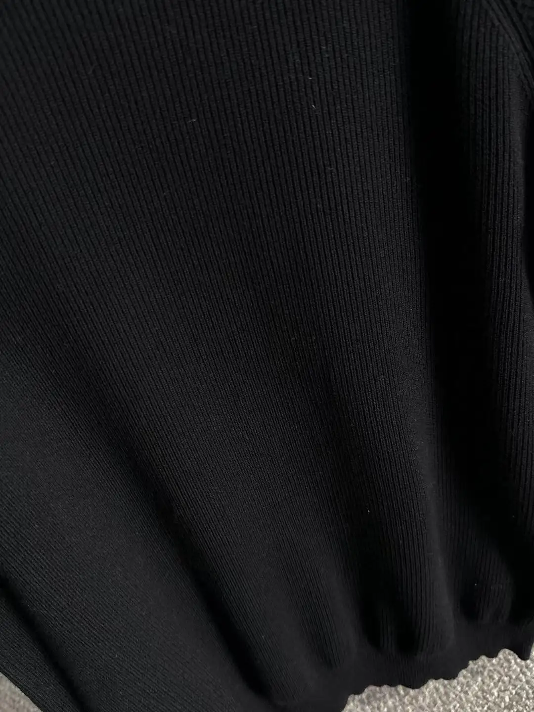 Ribbed Knit Crew-Neck T-Shirt D20015163 — view 6