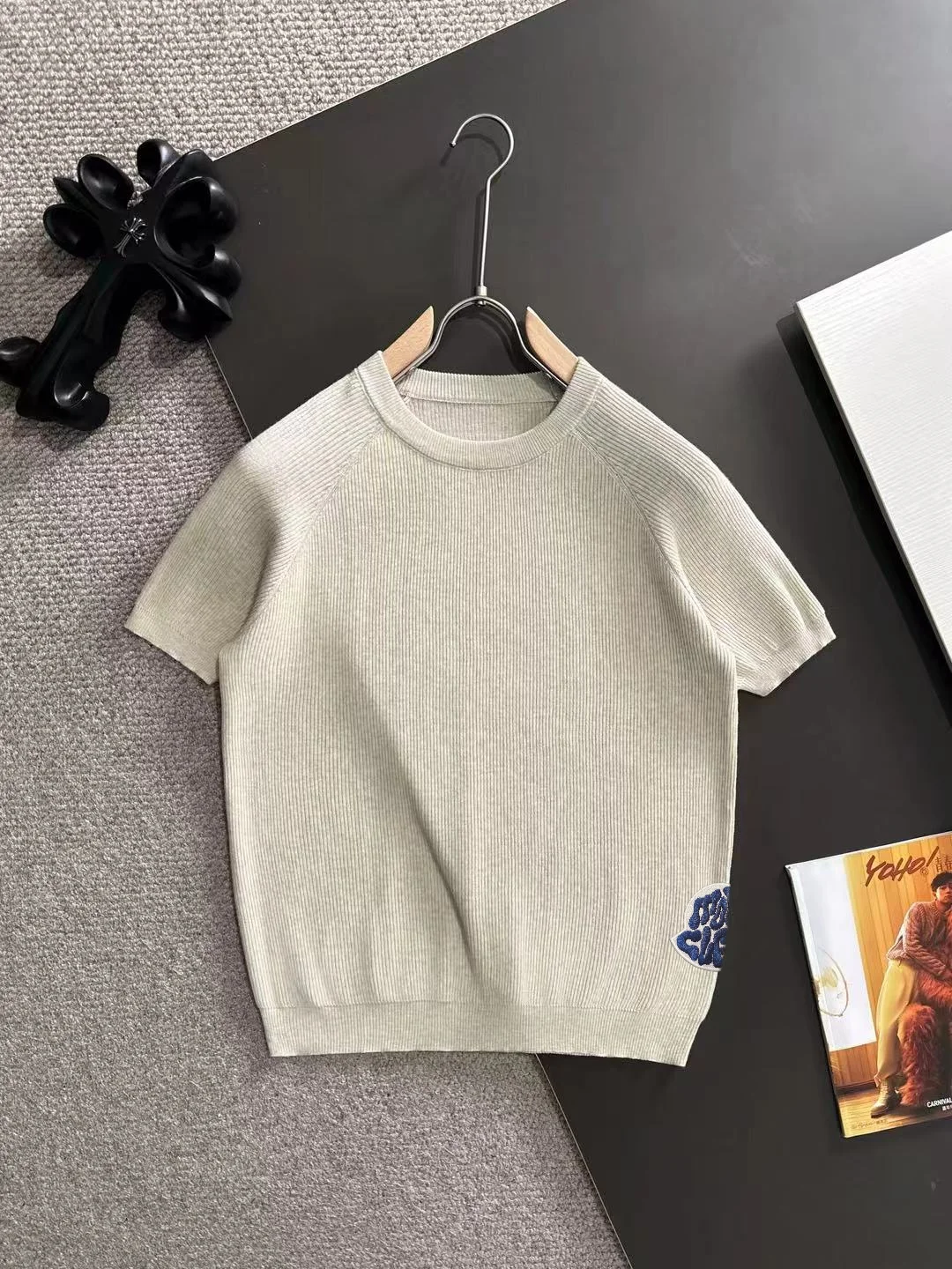 Ribbed Knit Short-Sleeve Sweater D20015269