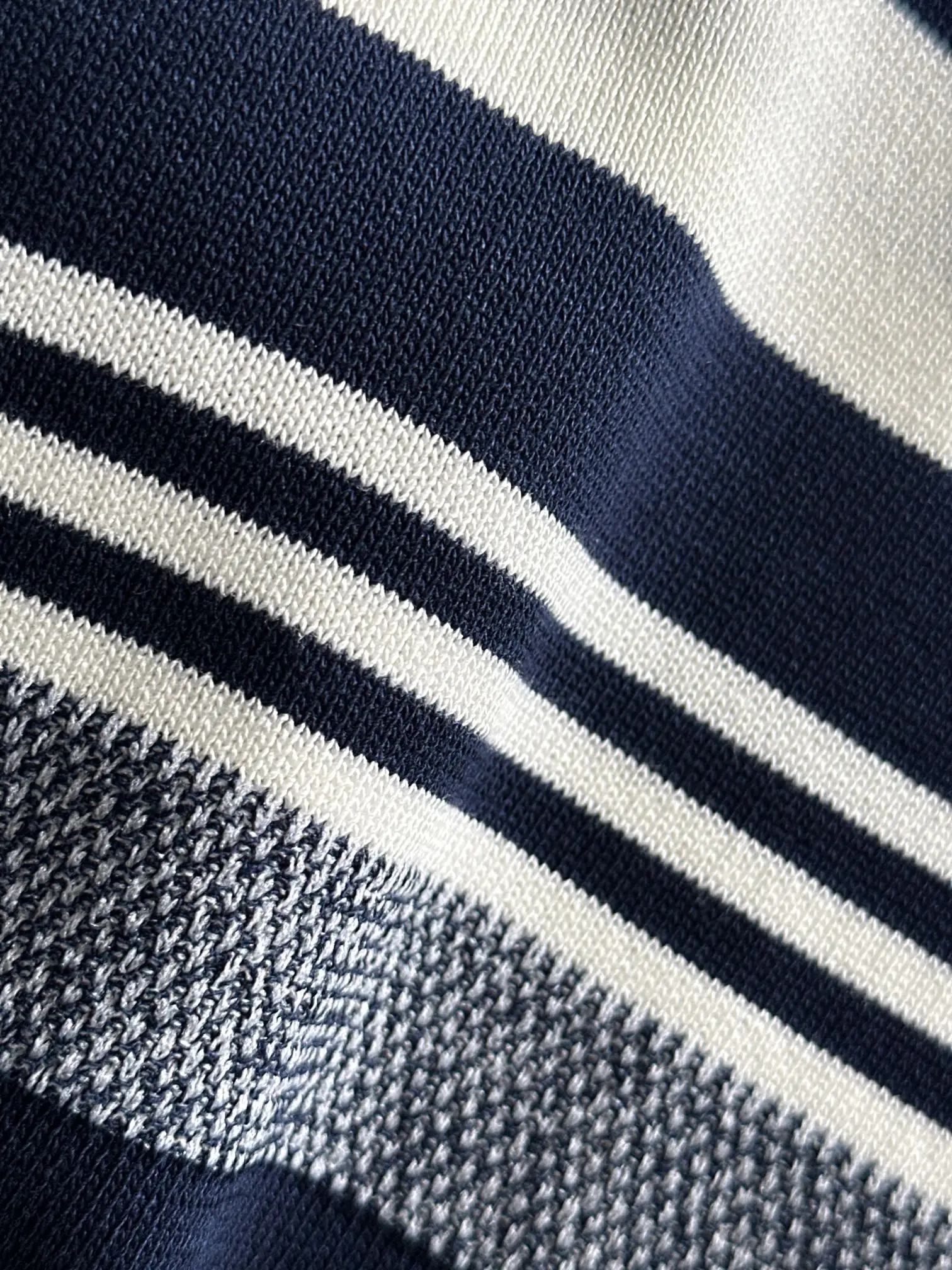 Striped Jacquard Knit T-Shirt D20015224 — view 6