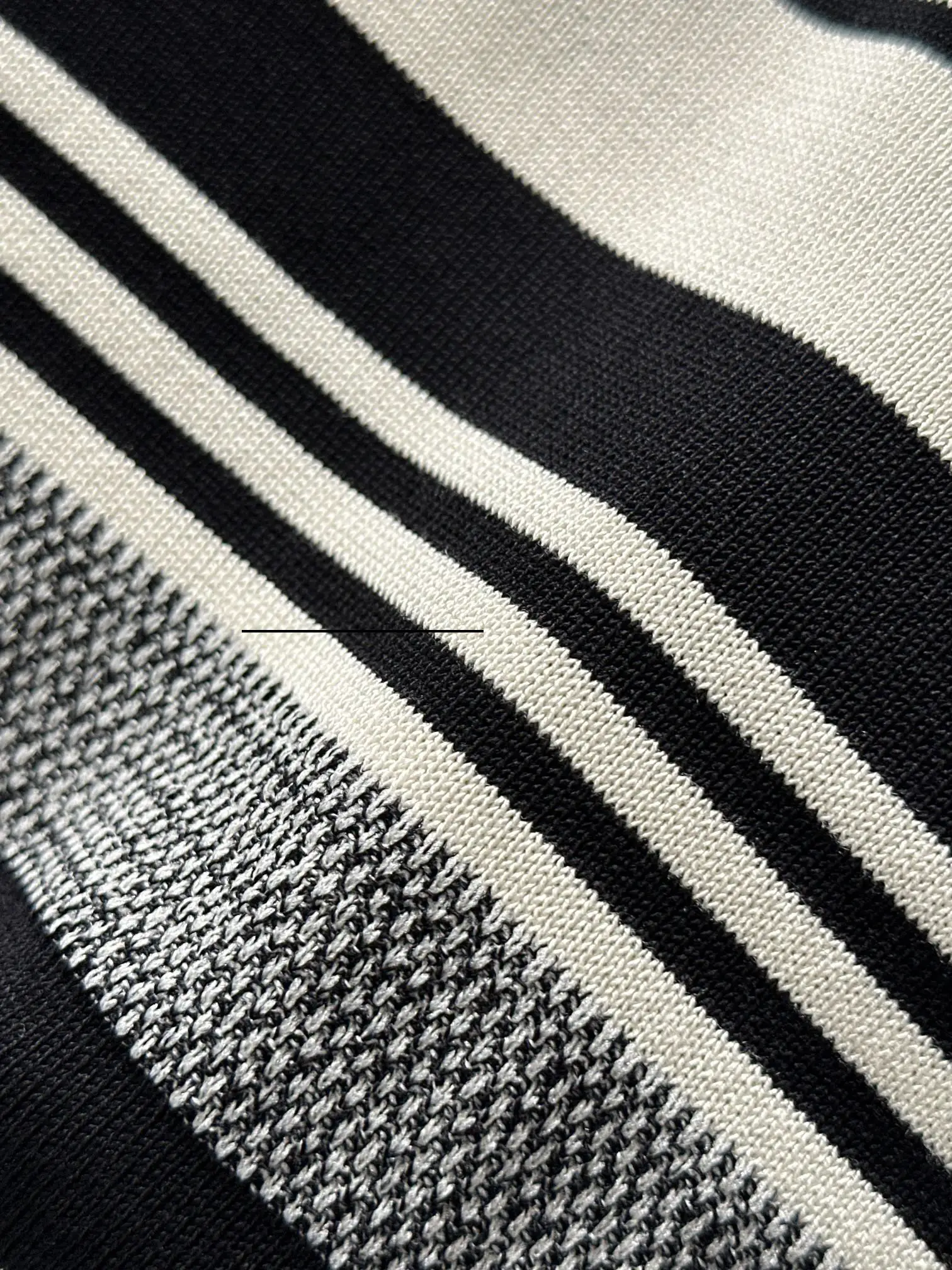 Striped Jacquard Knit T-Shirt D20015225 — view 6