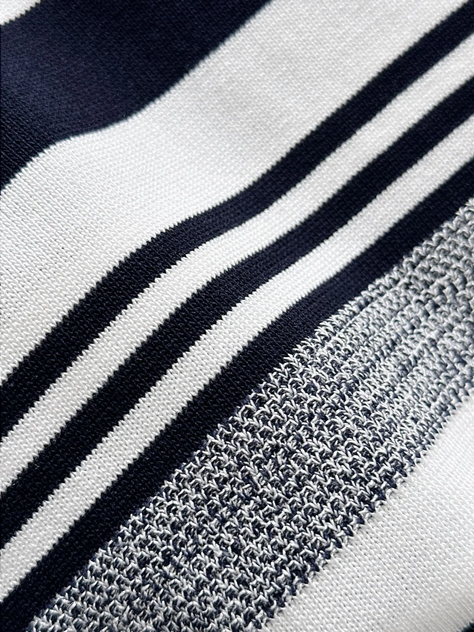 Striped Jacquard Knit T-Shirt D20015222 — view 6