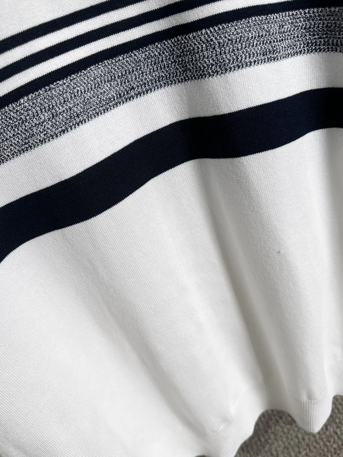 Striped Jacquard Knit T-Shirt D20015222 — view 7