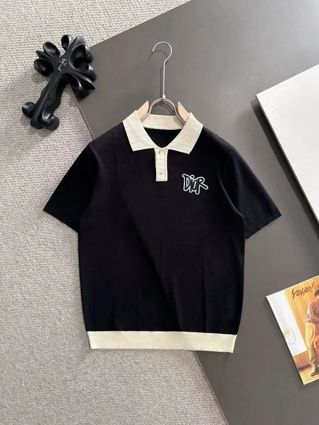 Contrast-Trim Knitted Polo Shirt D20015176