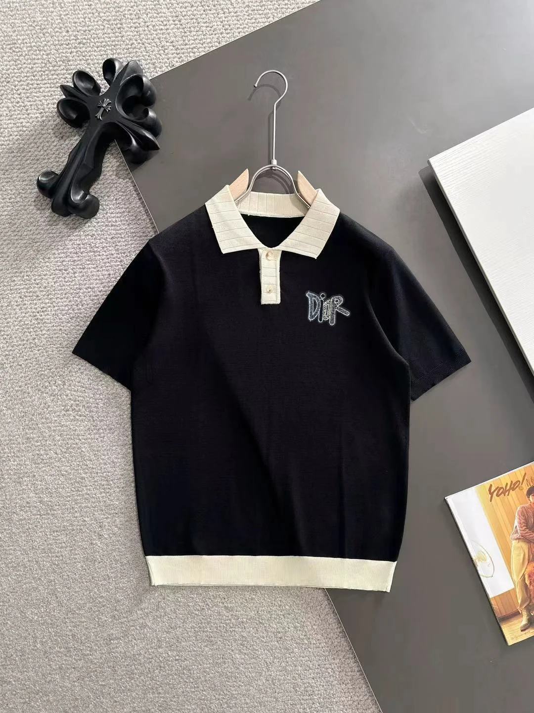 Contrast-Trim Knitted Polo Shirt D20015179