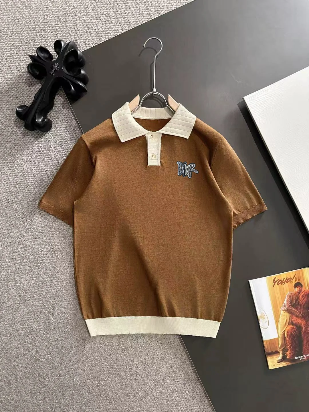 Contrast-Trim Knitted Polo Shirt D20015180
