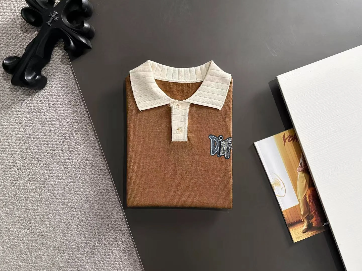 Contrast-Trim Knitted Polo Shirt D20015180 — view 8
