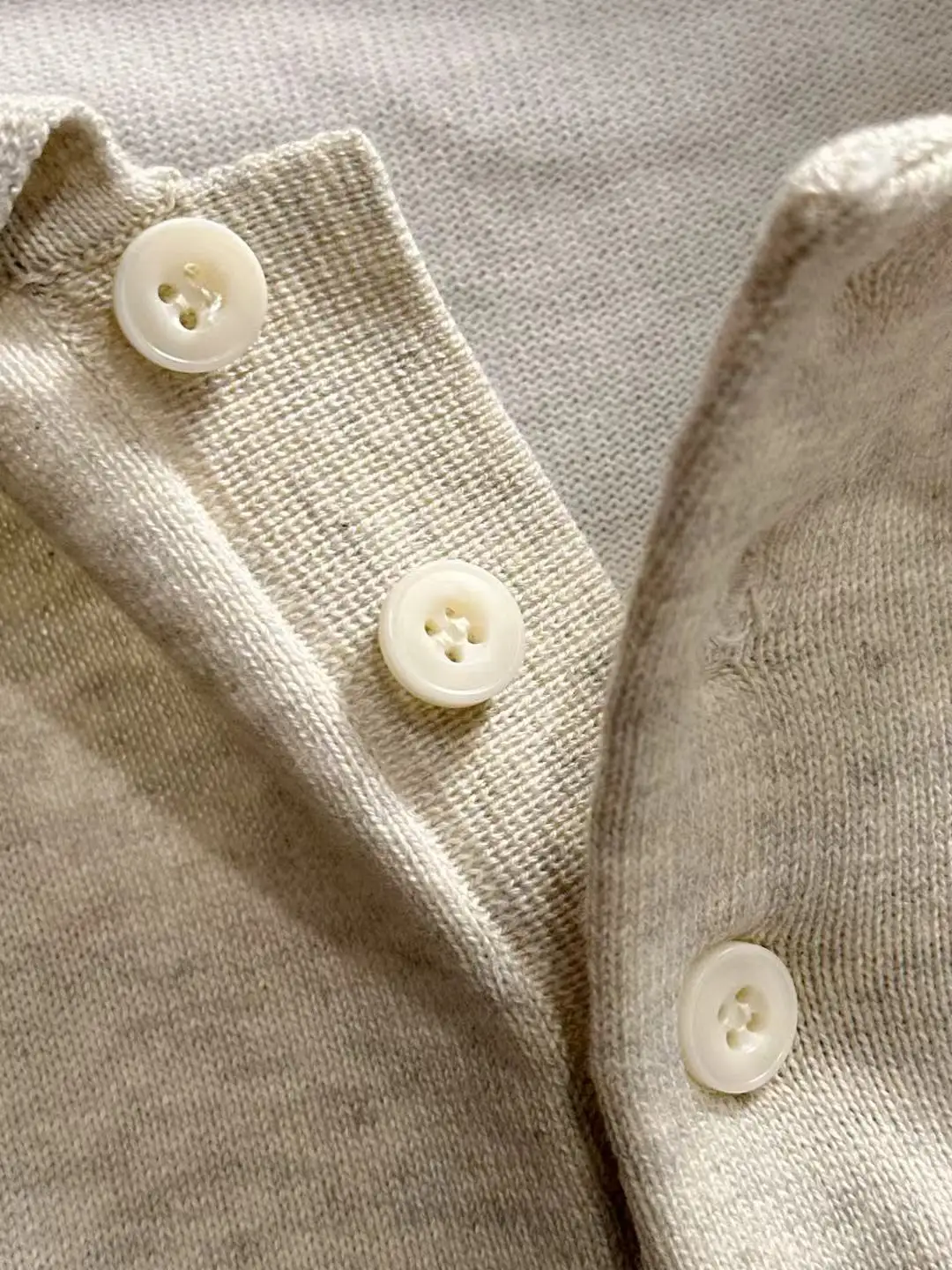 Logo-Patch Silk-Blend Knit Polo Shirt D20015232 — view 4