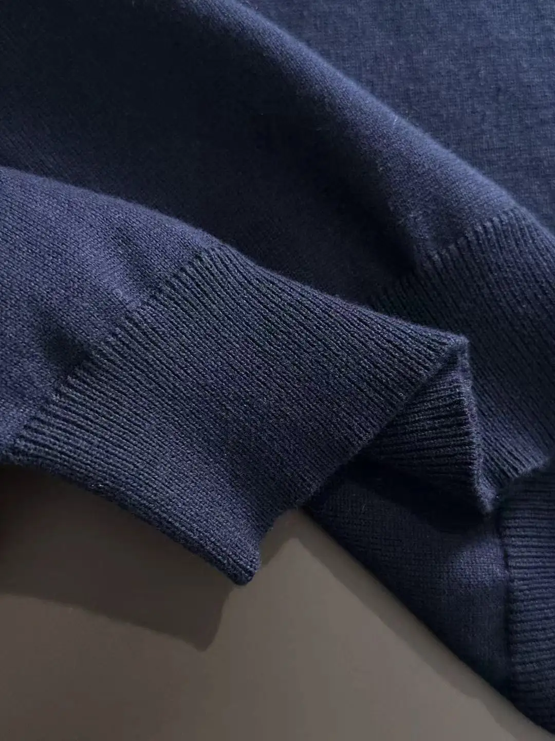 Logo-Patch Silk-Blend Knit Polo Shirt D20015233 — view 6