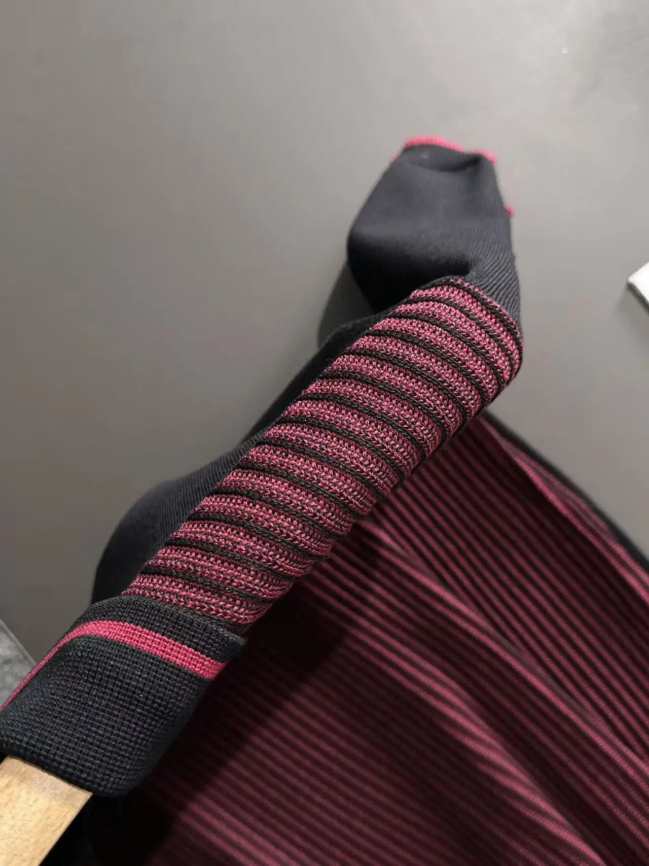 Contrast-Panel Ribbed Knit Polo Shirt D20015257 — view 4