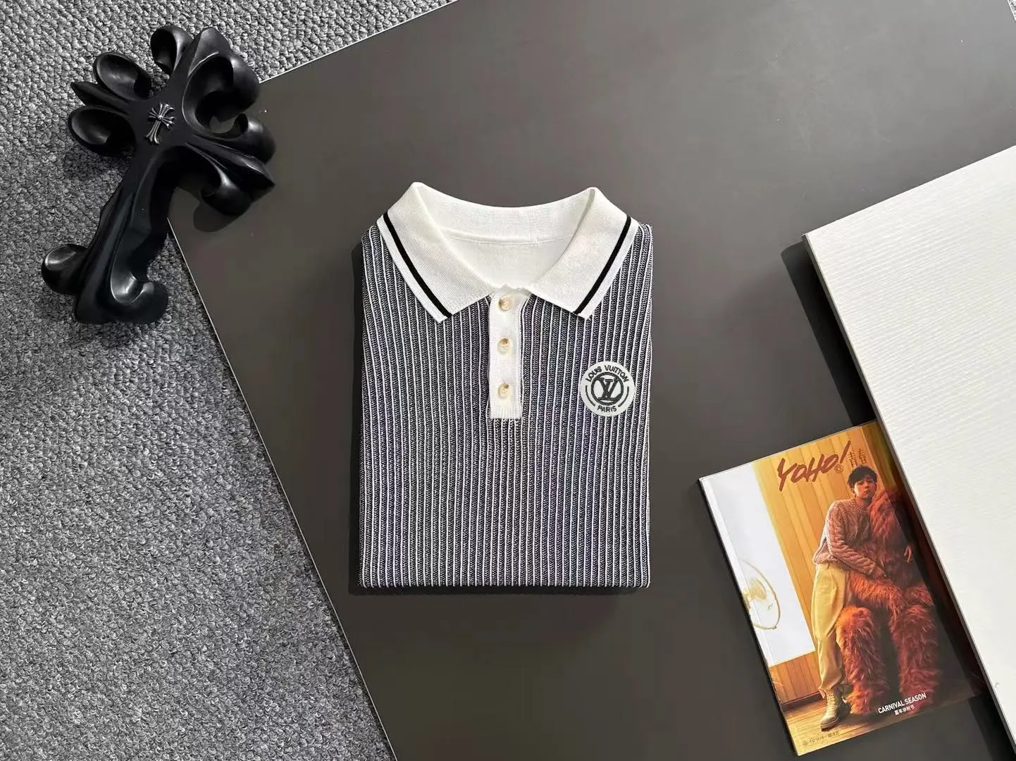 Contrast Ribbed Knit Polo Shirt D20015255 — view 8
