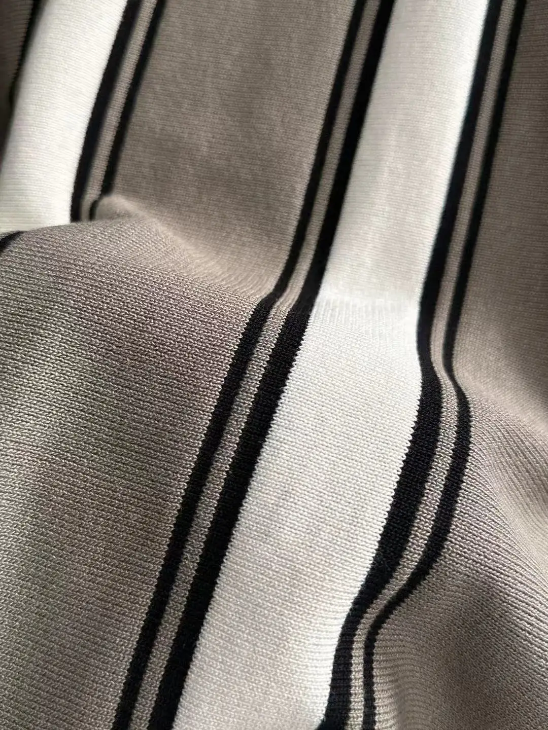 Striped Knit Half-Zip Polo Shirt D20015174 — view 4