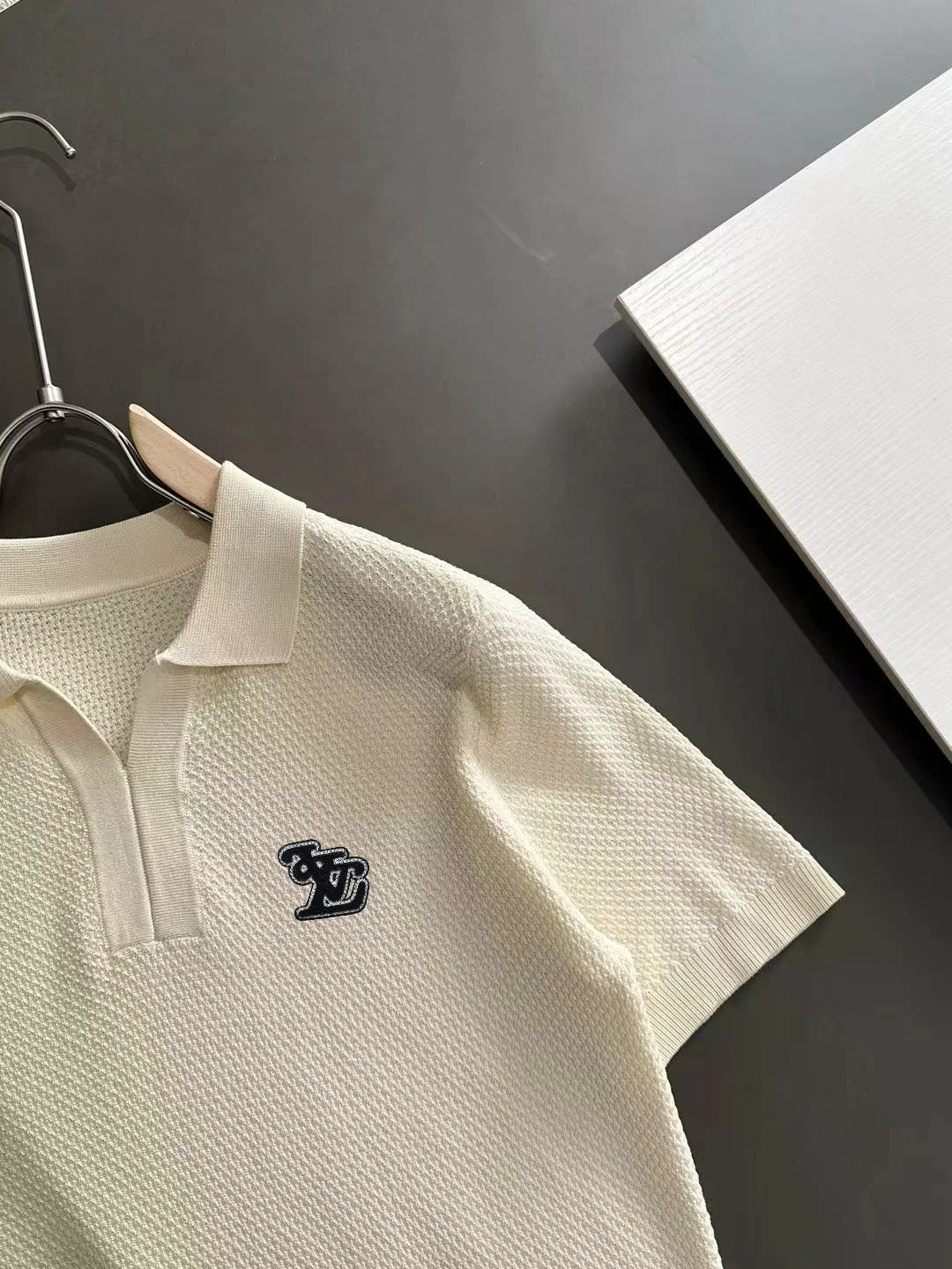 Logo-Appliqué Waffle-Knit Polo Shirt D20015169 — view 2