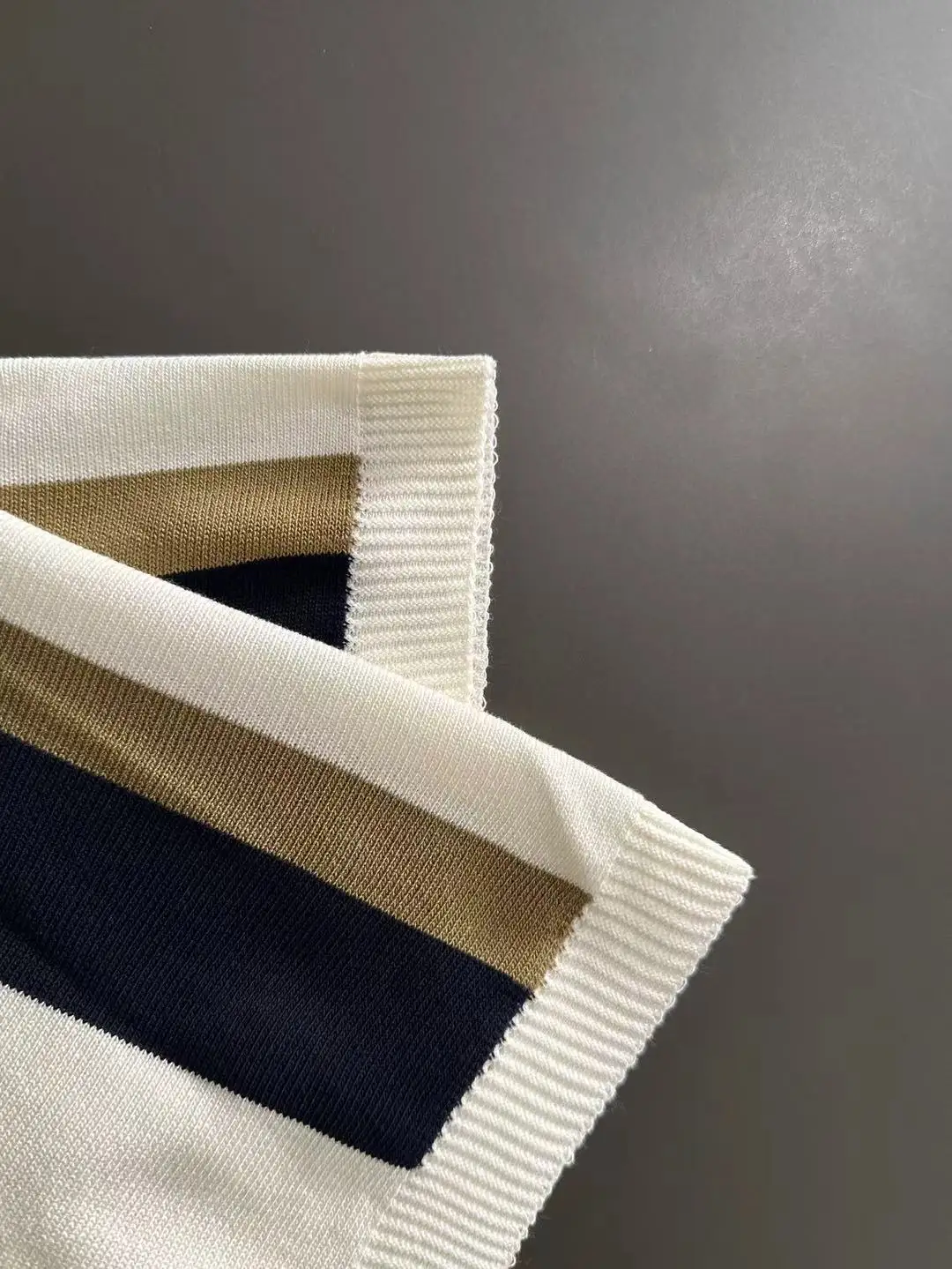 Striped Knit Half-Zip Polo Shirt D21013595 — view 5