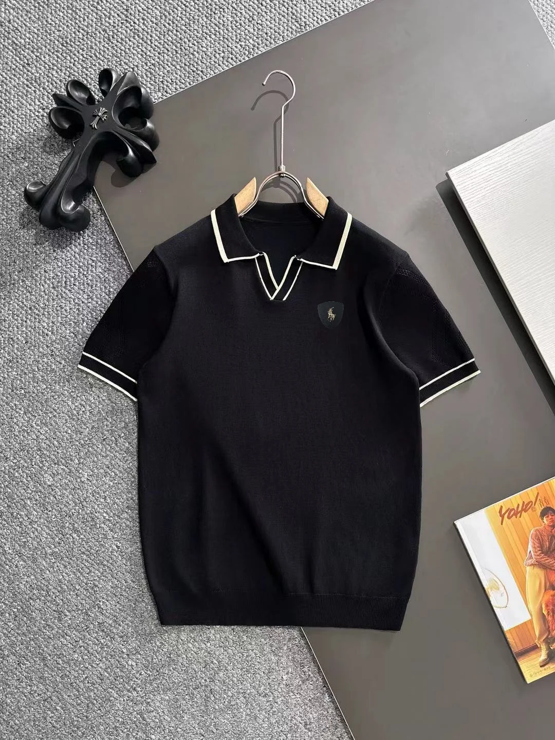 Contrast-Trim Knit Polo Shirt D21013584