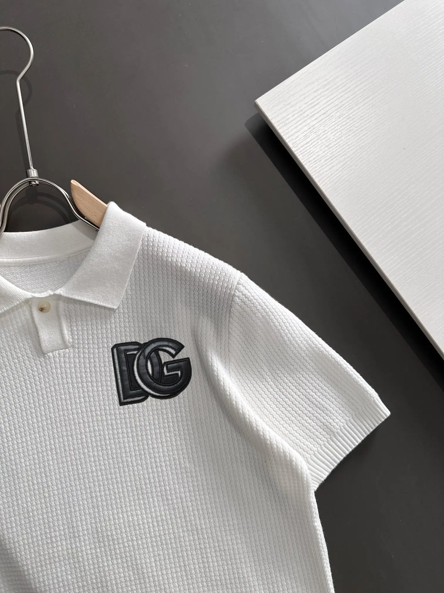 Logo-Appliqué Waffle-Knit Polo Shirt D21013600 — view 2