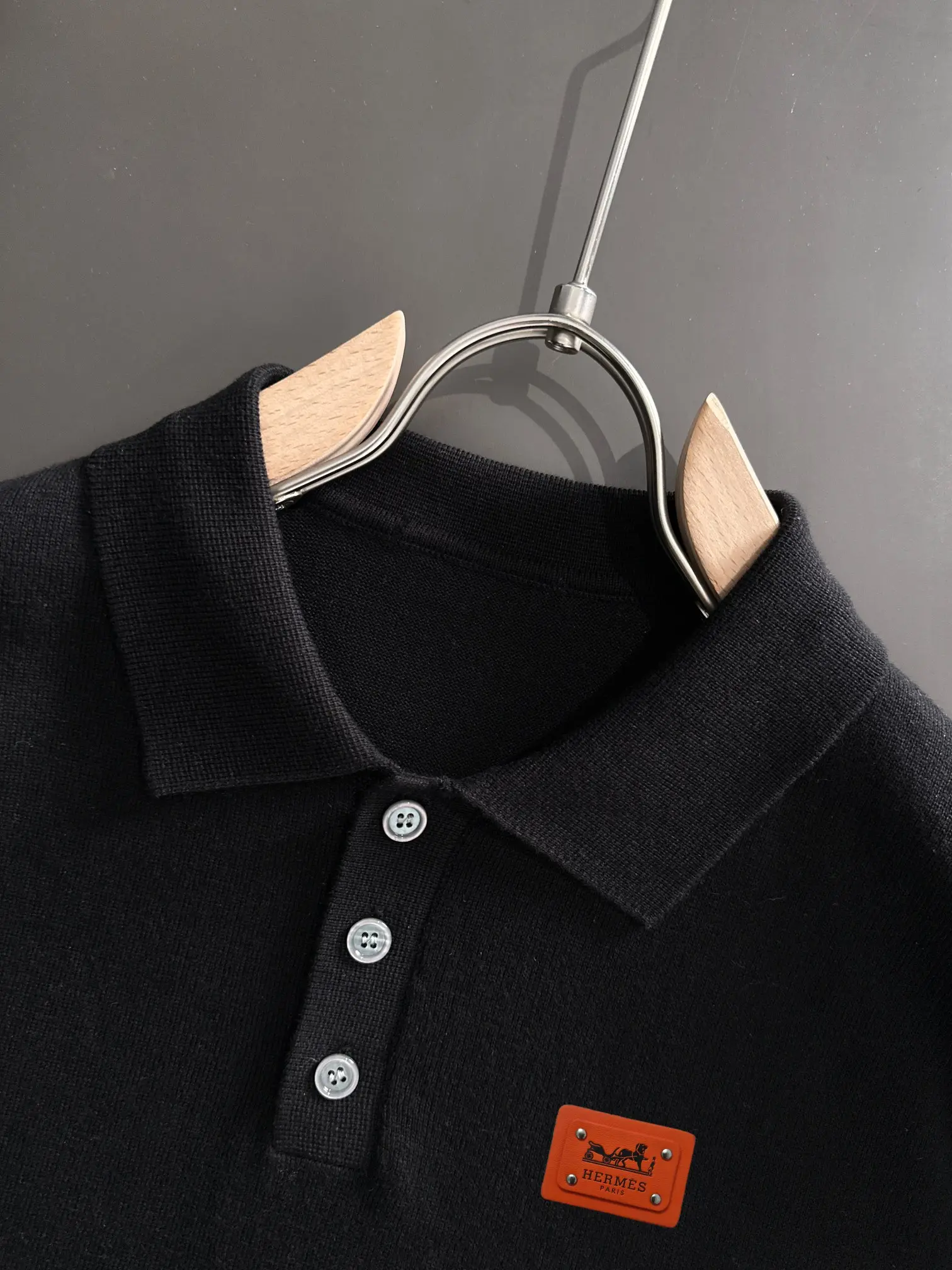 Contrast Stitch Knit Polo Shirt D21013579 — view 3