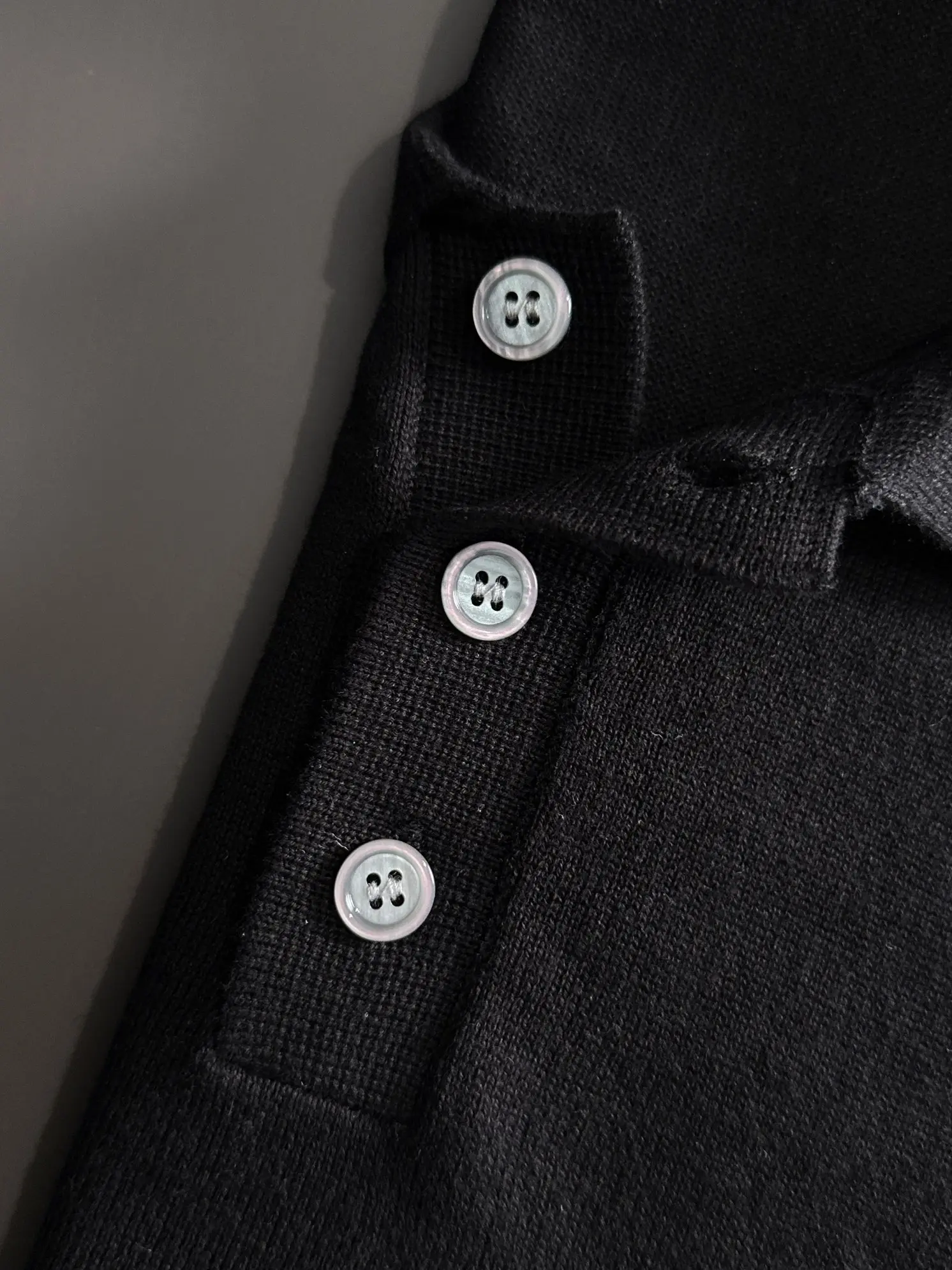Contrast Stitch Knit Polo Shirt D21013579 — view 4