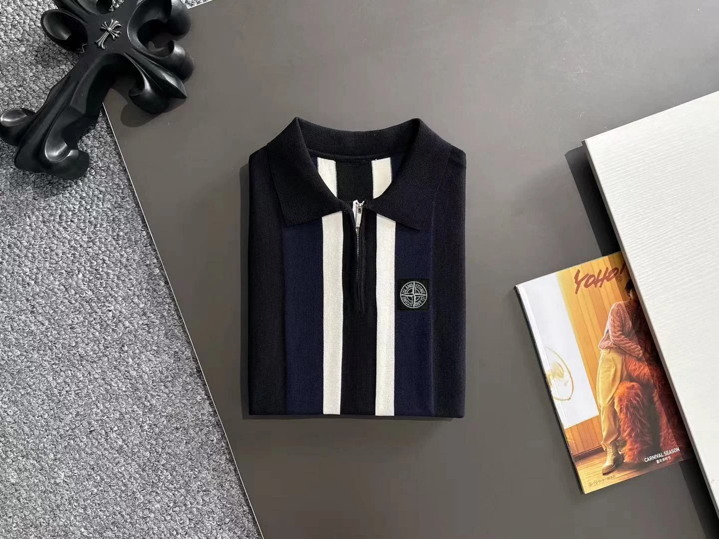 Striped Knit Half-Zip Polo Shirt D21013575 — view 8
