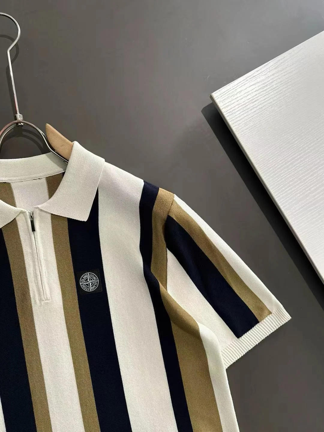 Striped Knit Half-Zip Polo Shirt D21013576 — view 2