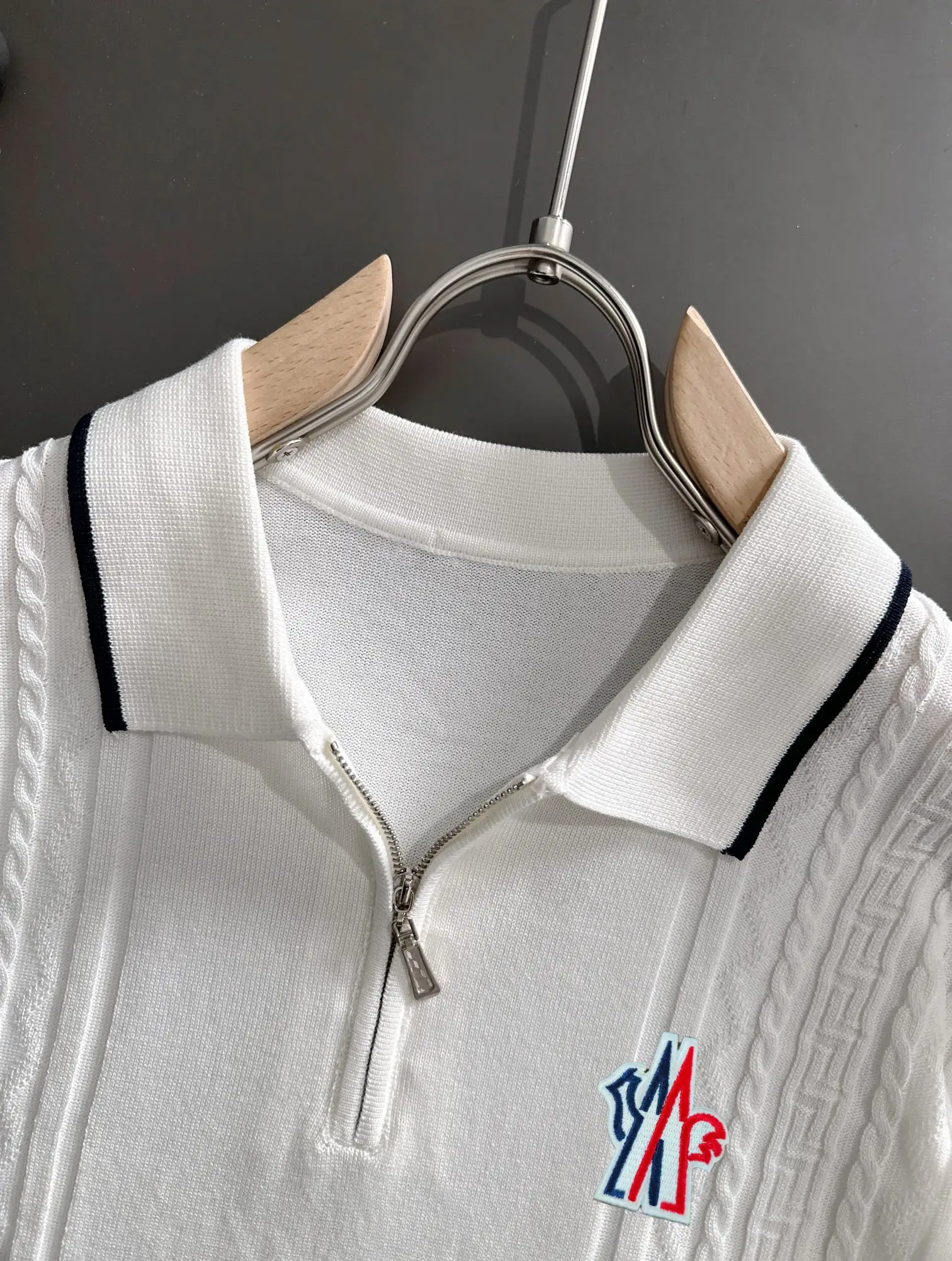 Cable-Knit Quarter-Zip Polo Shirt D21013605 — view 3