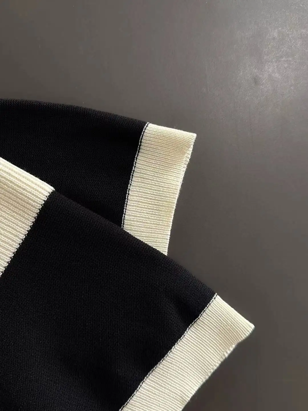 Striped Knit Half-Zip Polo Shirt D21013591 — view 5