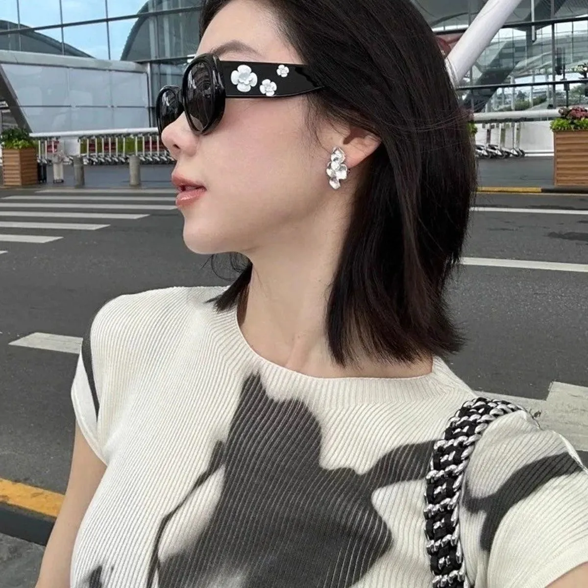 Chanel Camellia Embellished Sunglasses D20017739 — view 3