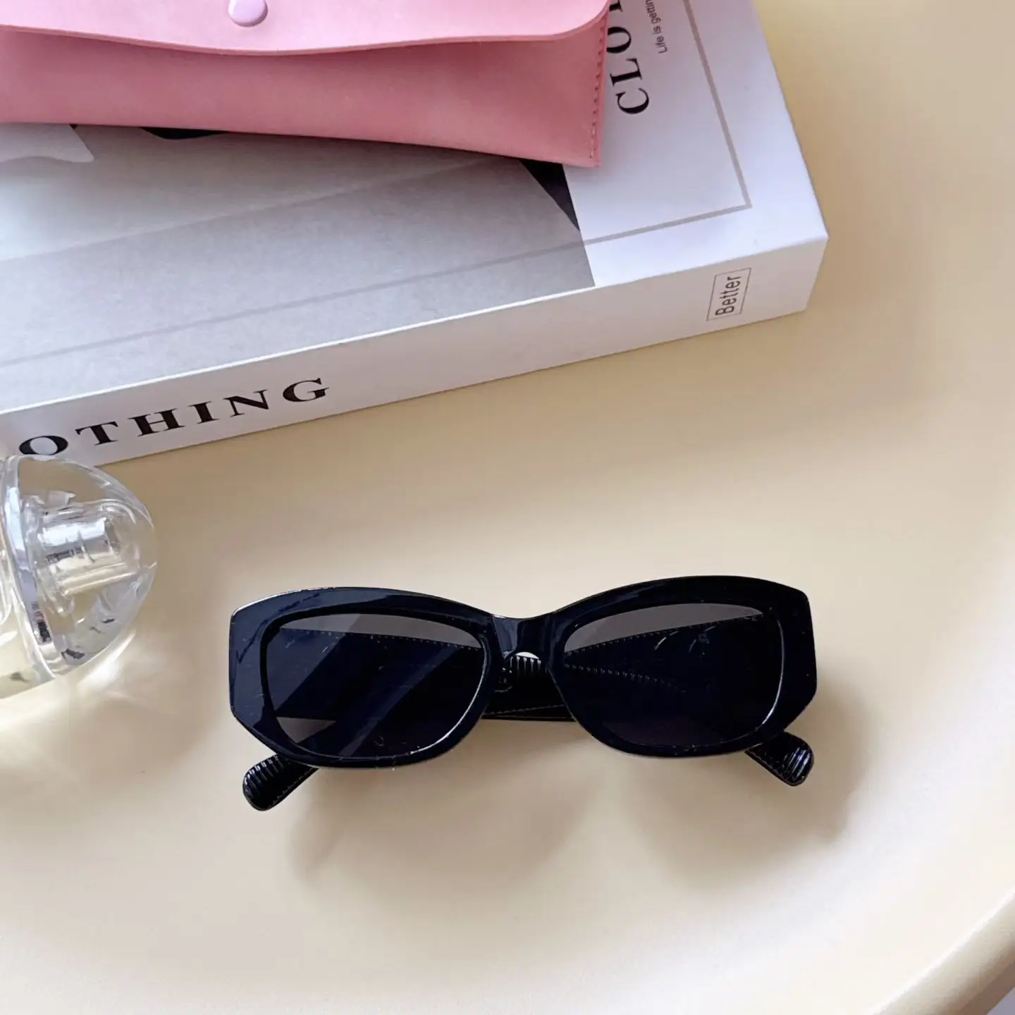 Chanel Square-Frame Sunglasses D20017803