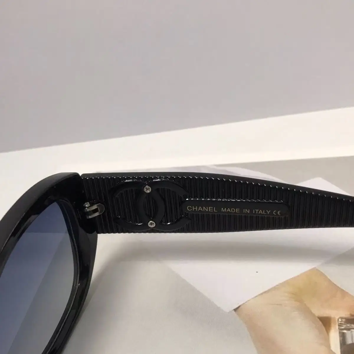 Chanel Square-Frame Sunglasses D20017803 — view 7
