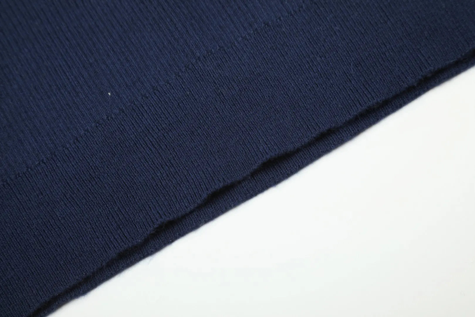 Slim-Fit Wool-Blend Polo Sweater D17022958 — view 7
