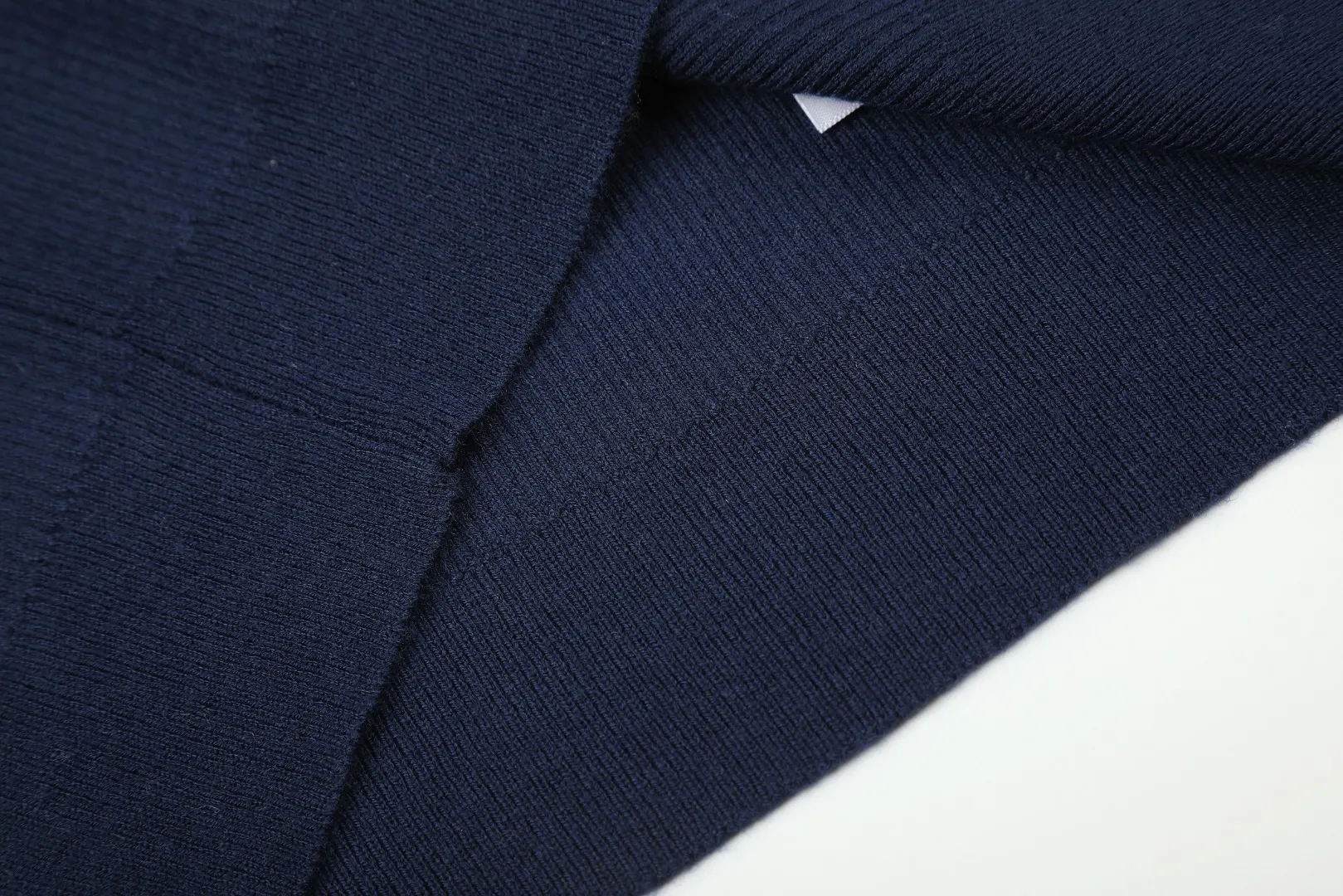 Slim-Fit Wool-Blend Polo Sweater D17022958 — view 8