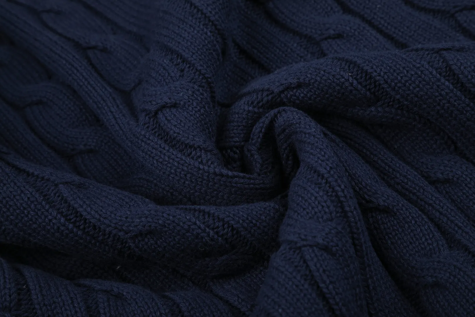 Cricket-Style Cable-Knit V-Neck Sweater D17522951 — view 8