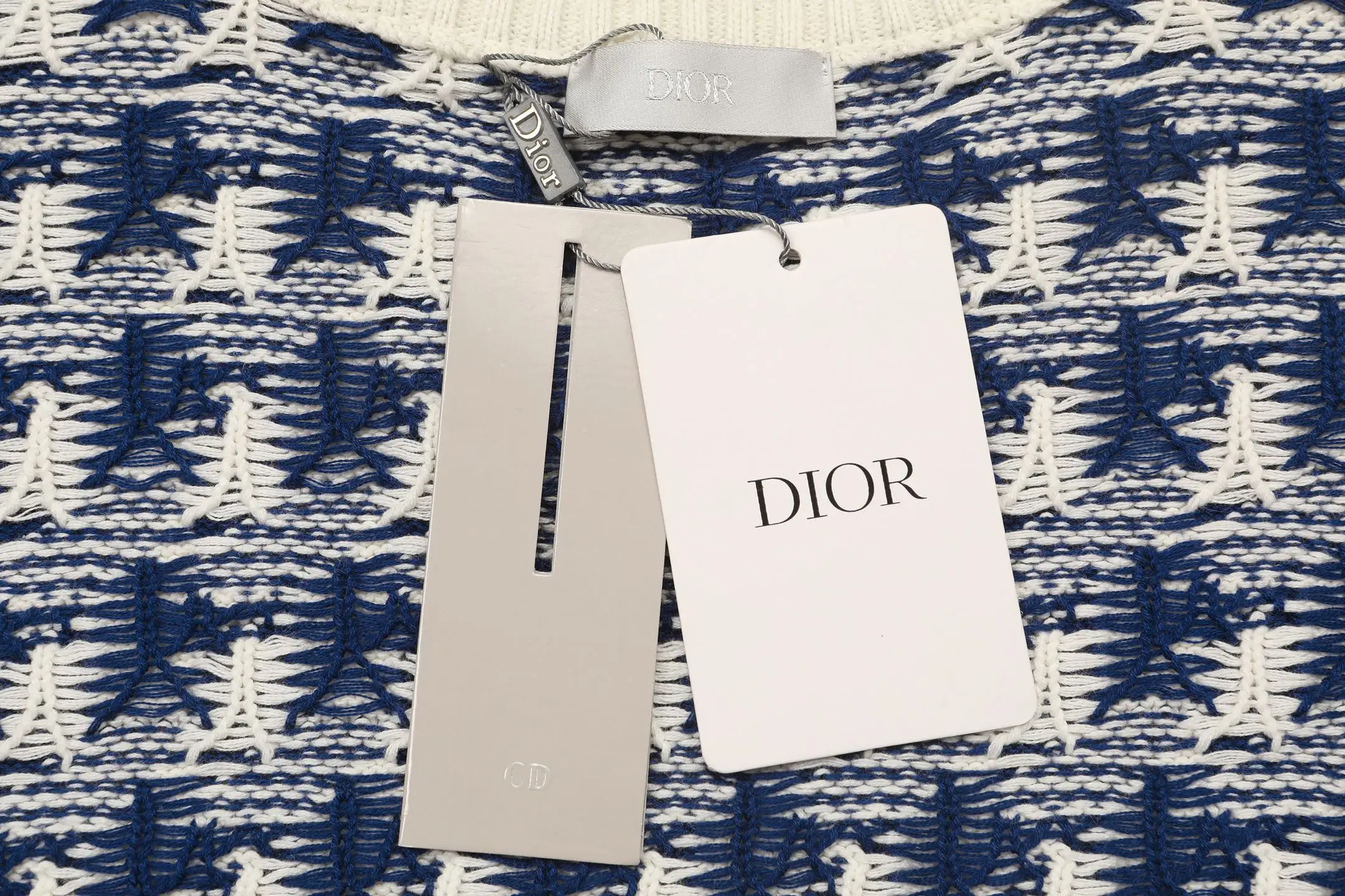 Houndstooth Jacquard Wool Crew-Neck Sweater D21021100 — view 3