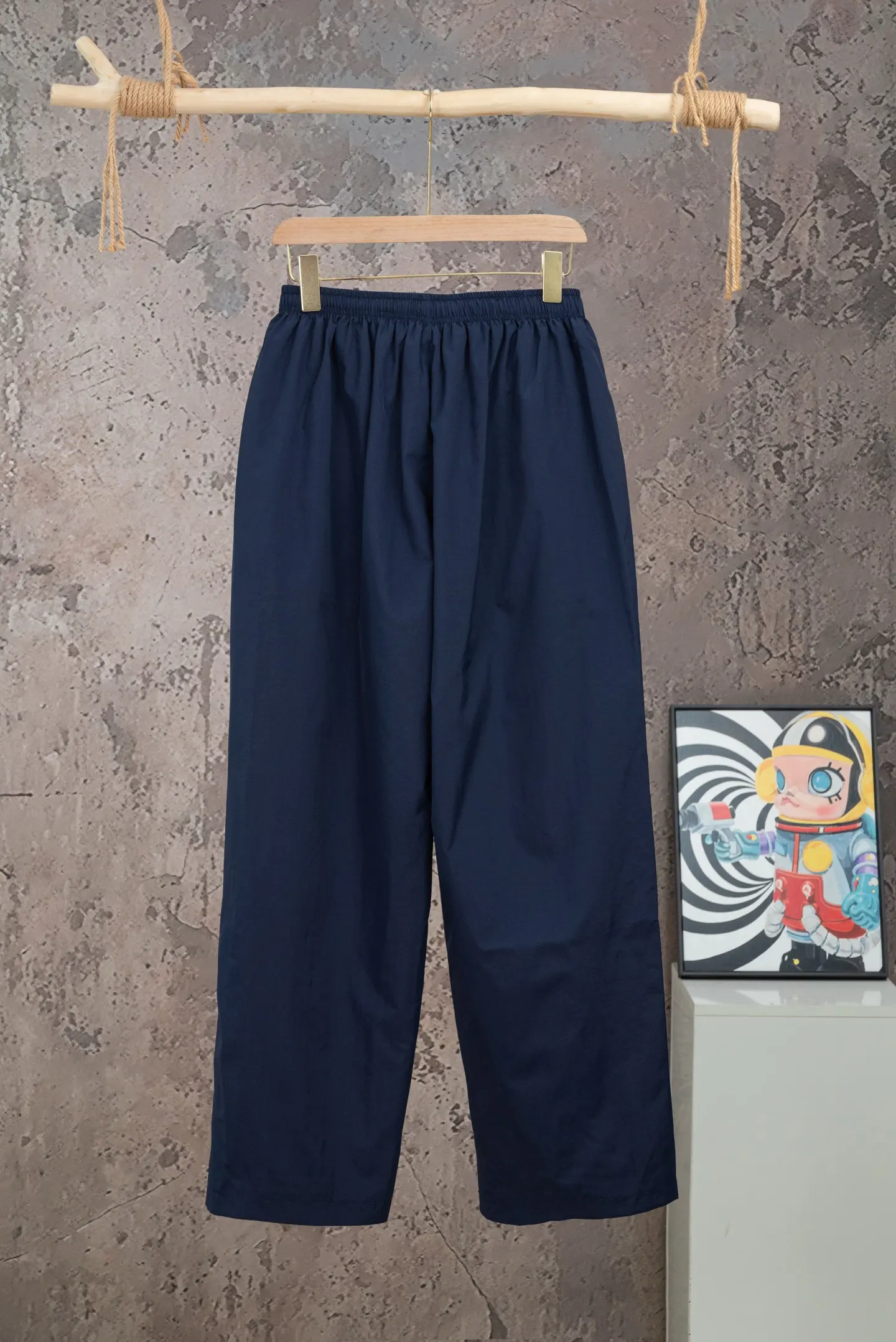 Embroidered Technical Shell Tracksuit Trousers D19521082 — view 2