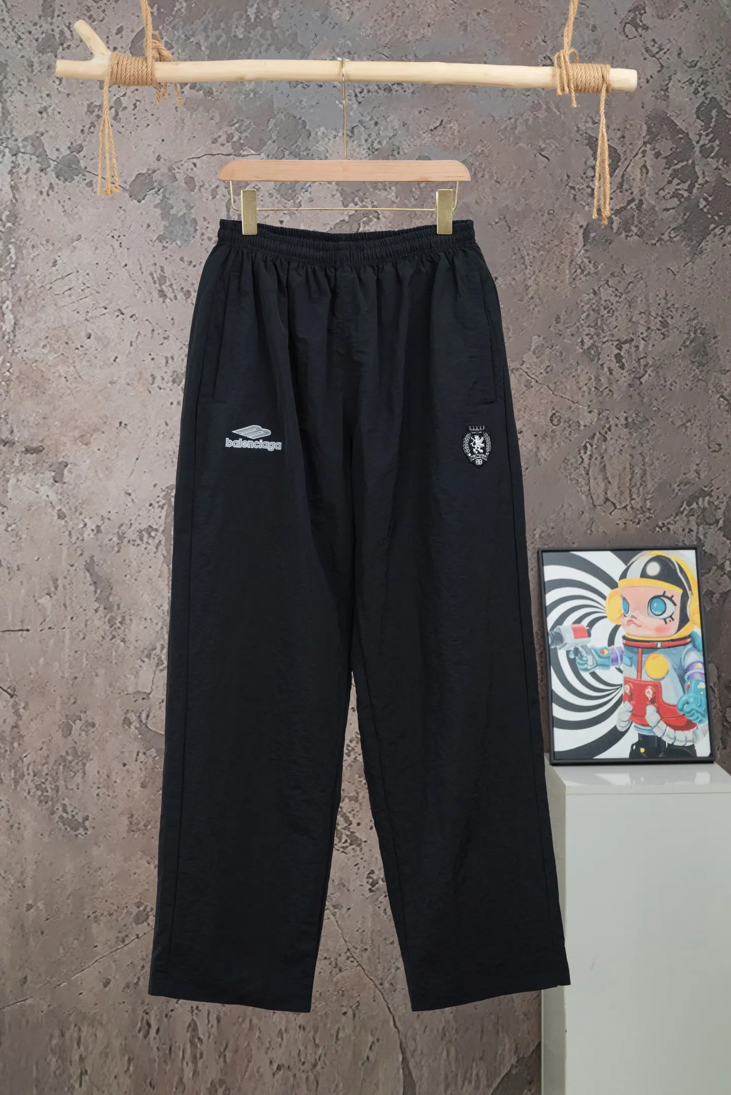 Embroidered Technical Shell Track Pants D19521080